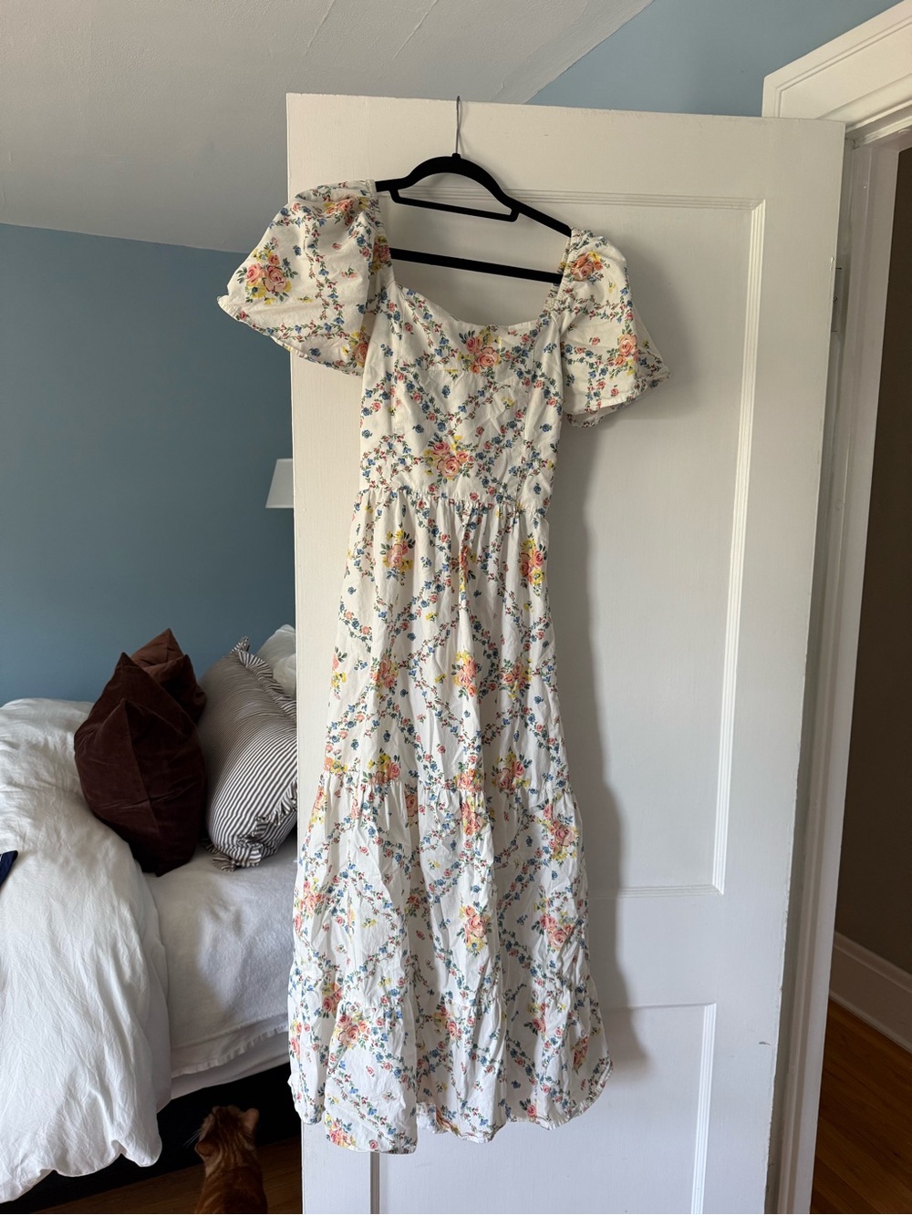 White Floral Puff-Sleeve Midi Dress
